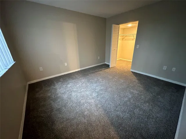 Unit 113 photo 19