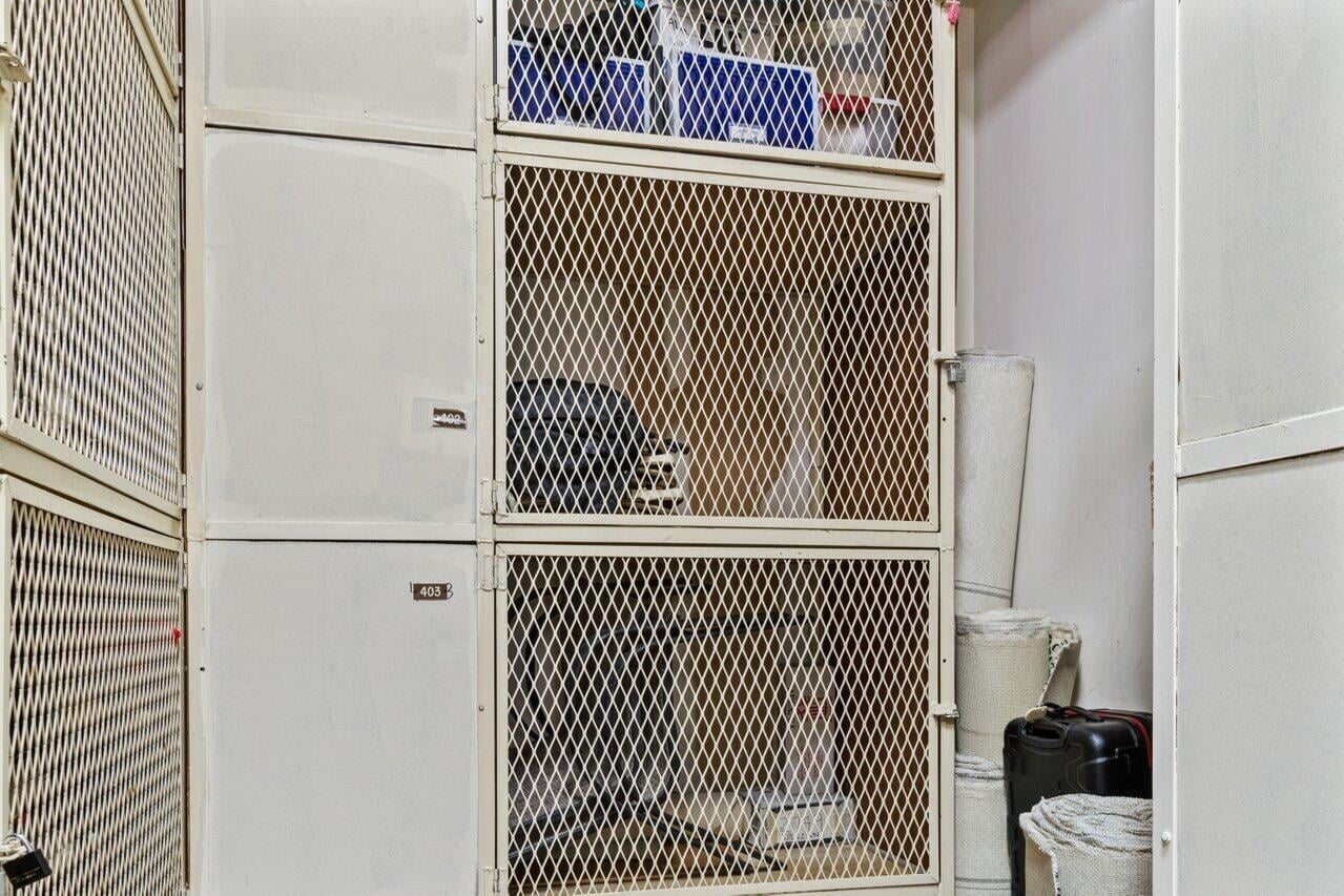 Consulate Place Unit 1004 photo 55