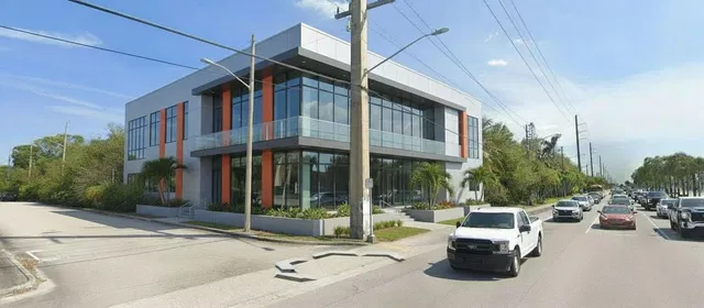 Residence photo 3