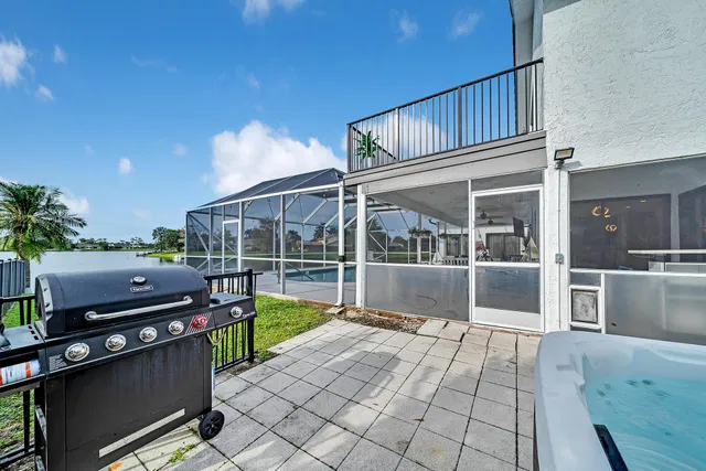 Residence photo 66