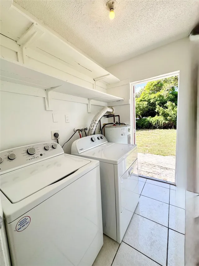 Residence photo 6