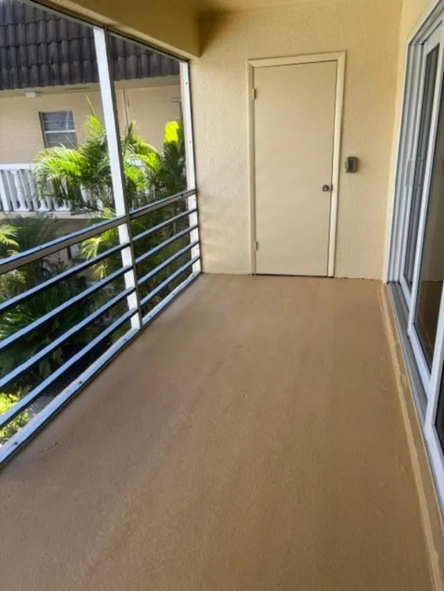Unit 223 photo 14