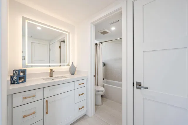 Singer Island Unit 5s photo 14