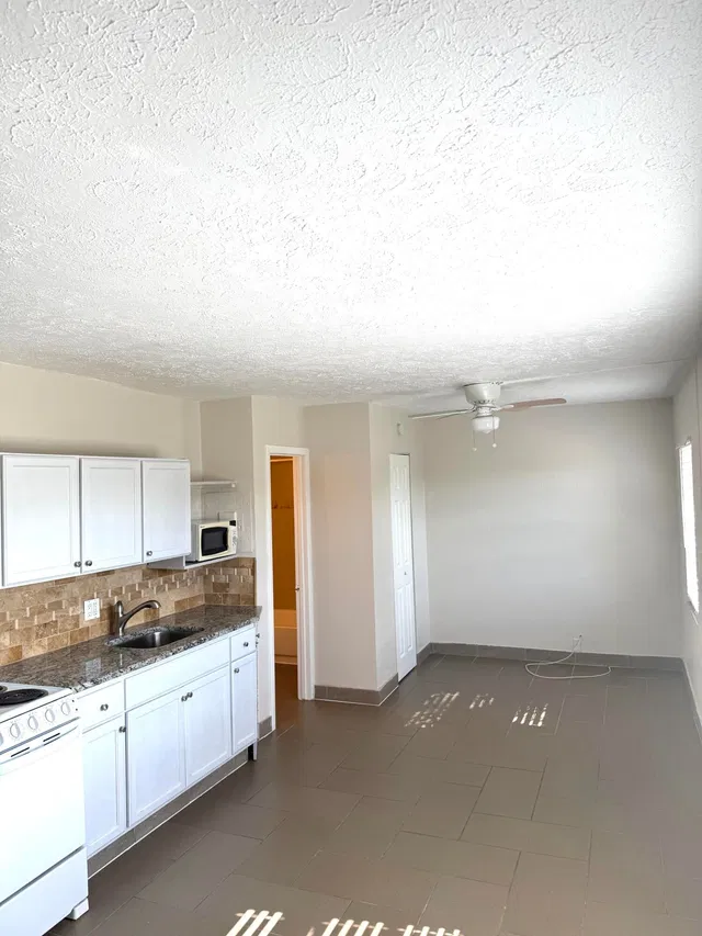 Unit 14 photo 2