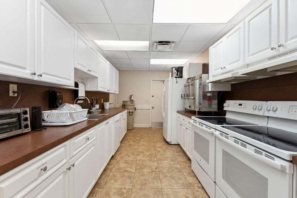  Unit 46-c photo 28