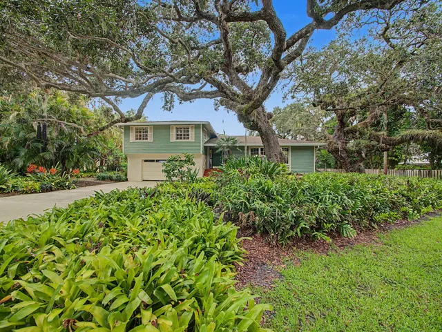 Sewall's Point Residence photo 2