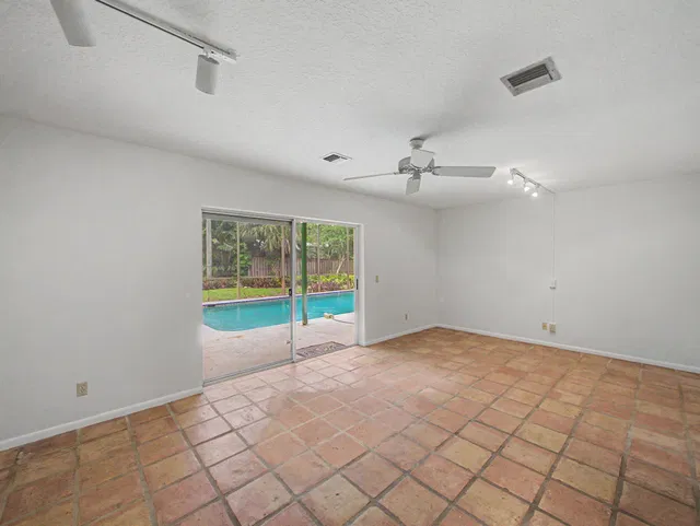 Sewall's Point Residence photo 39