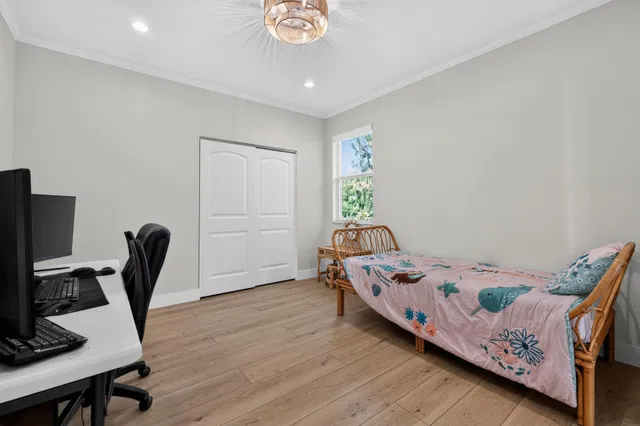 Residence photo 26