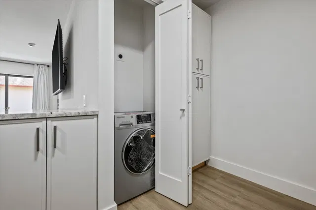 Residence photo 16