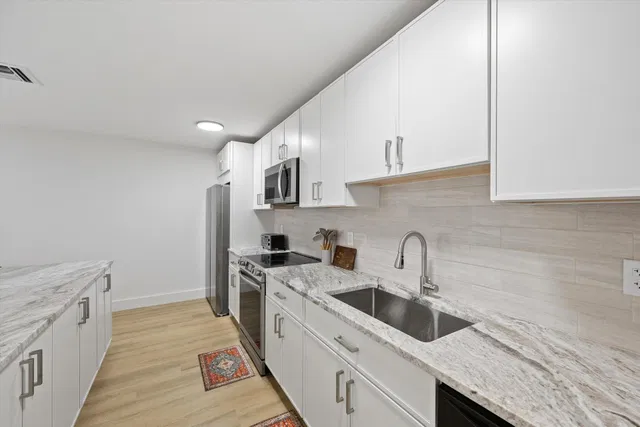 Residence photo 36