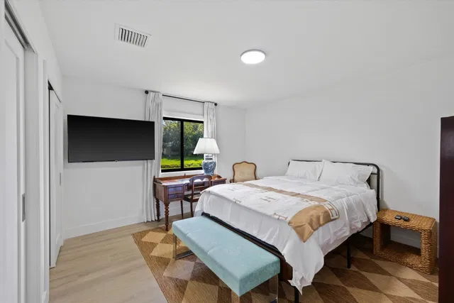 Residence photo 51