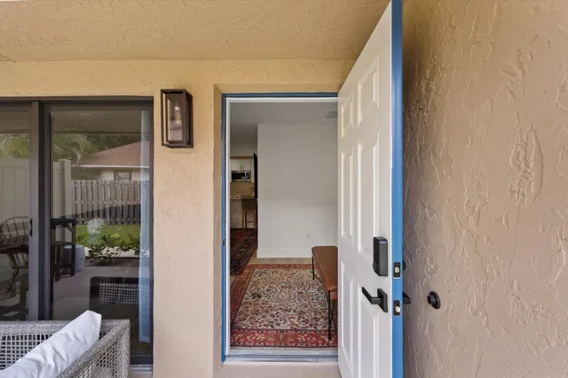 Residence photo 81
