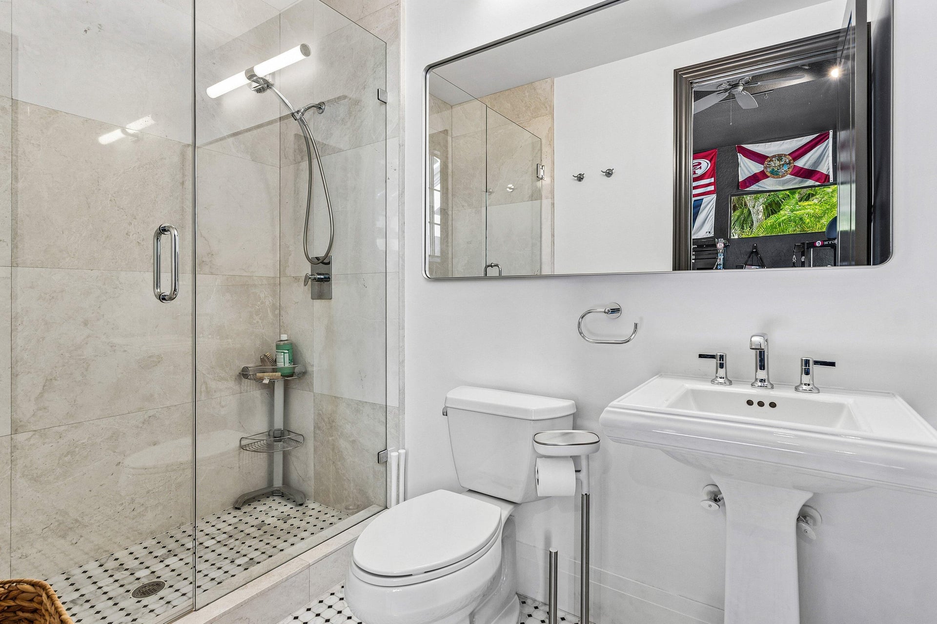 Residence photo 43