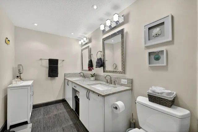 Unit 312 photo 23