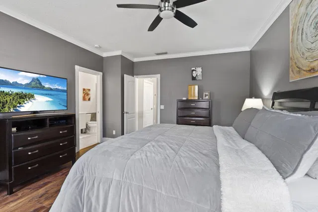 Residence photo 26