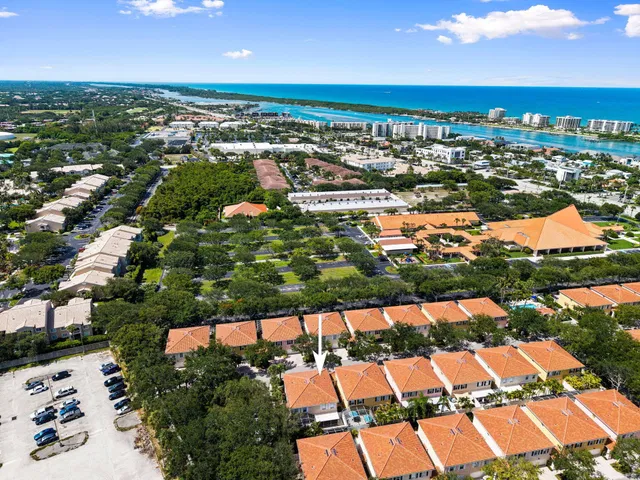 Residence photo 45