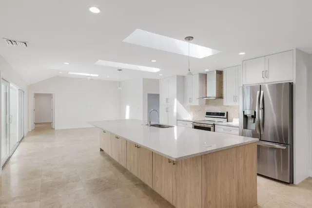 Hypoluxo Island Residence photo 14