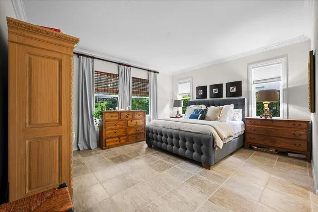  Residence photo 18