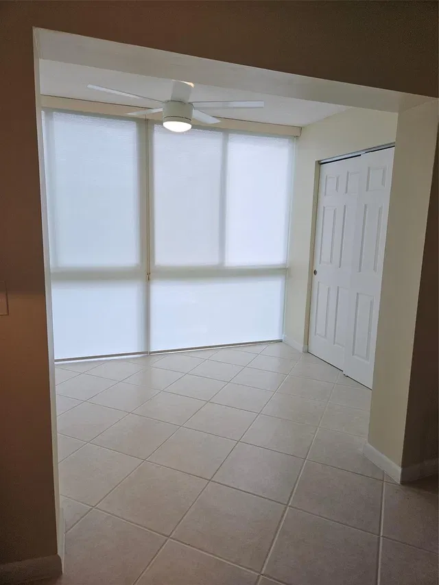  Unit 2060 photo 5