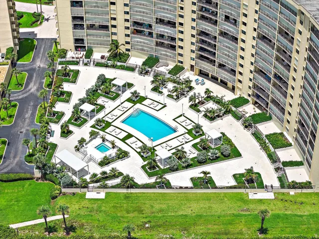 Ocean Trail East Jupiter Unit 1205 photo 29