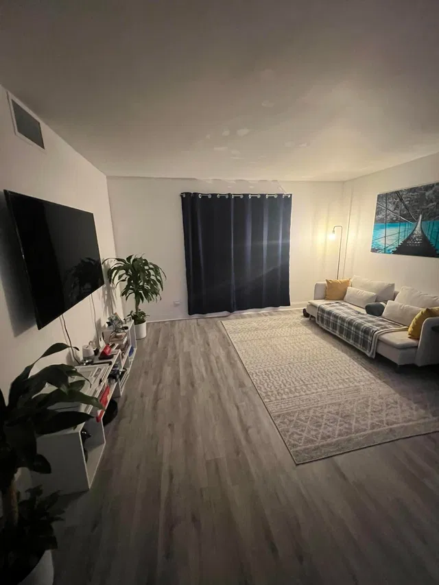 Unit 1140 photo 6