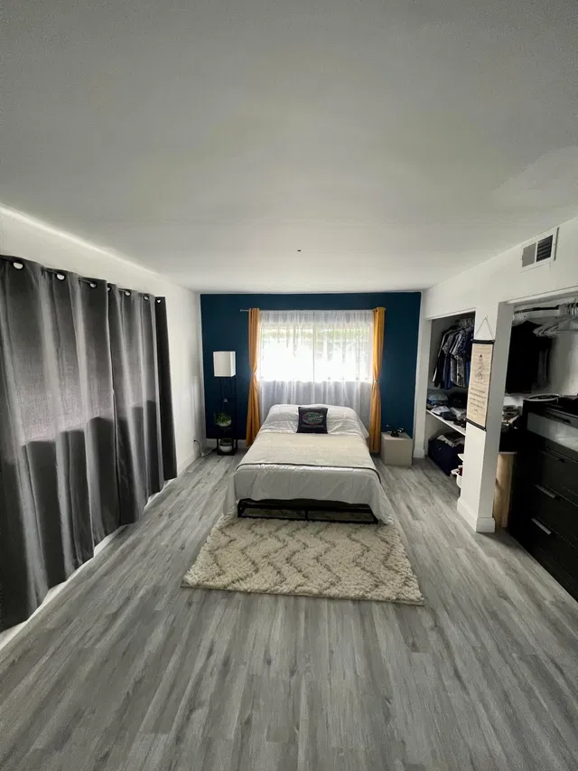 Unit 1140 photo 9