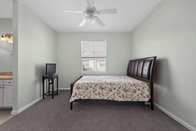 Residence photo 20