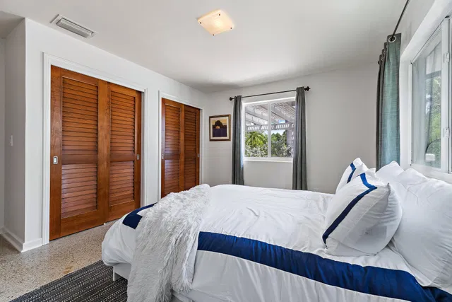 Residence photo 15