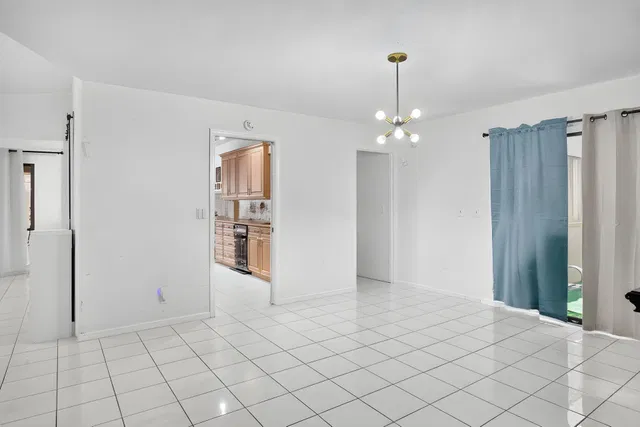 Residence photo 7