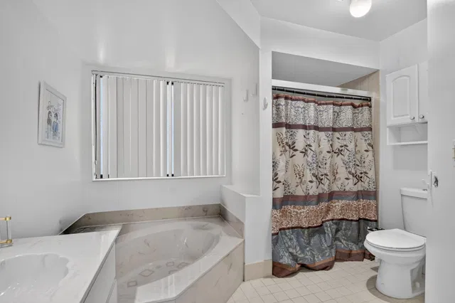 Residence photo 20