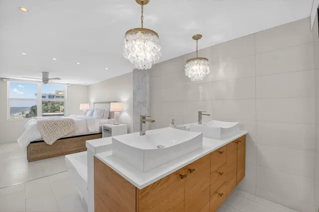Unit 507 photo 12