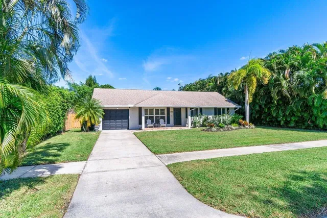Residence photo 2