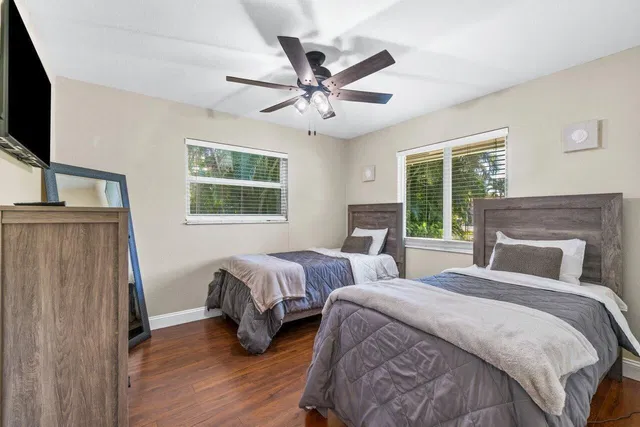 Residence photo 18