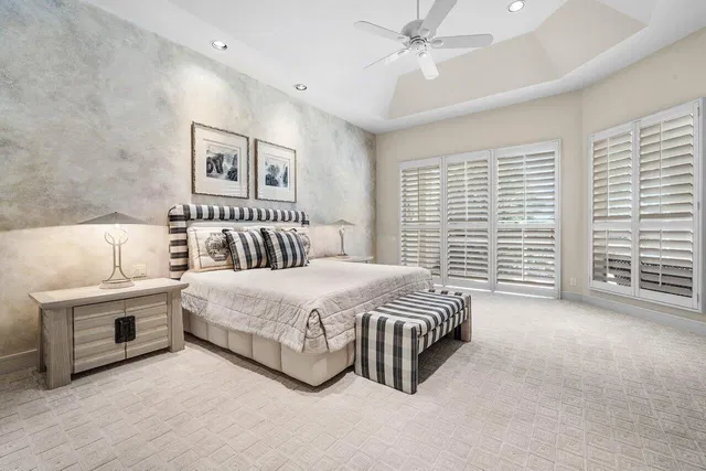 Admirals Cove Residence photo 23