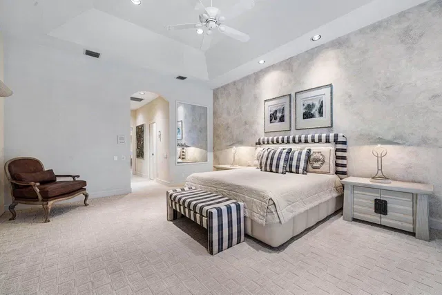 Admirals Cove Residence photo 24