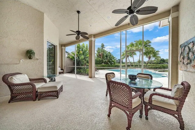 Admirals Cove Residence photo 39