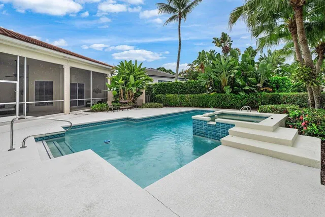Admirals Cove Residence photo 44