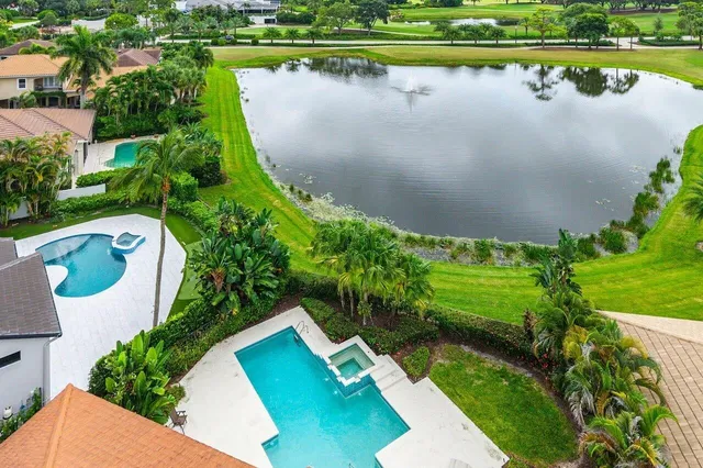 Admirals Cove Residence photo 47