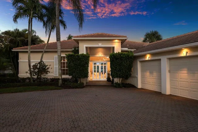 Admirals Cove Residence photo 55