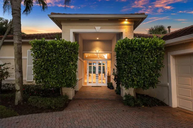 Admirals Cove Residence photo 56