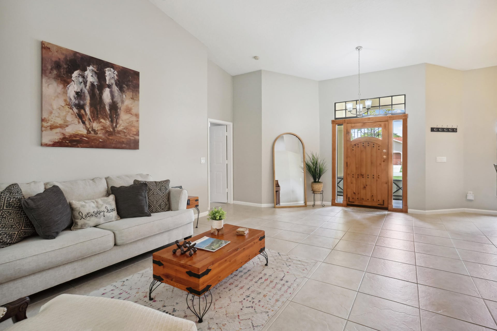 Residence photo 3