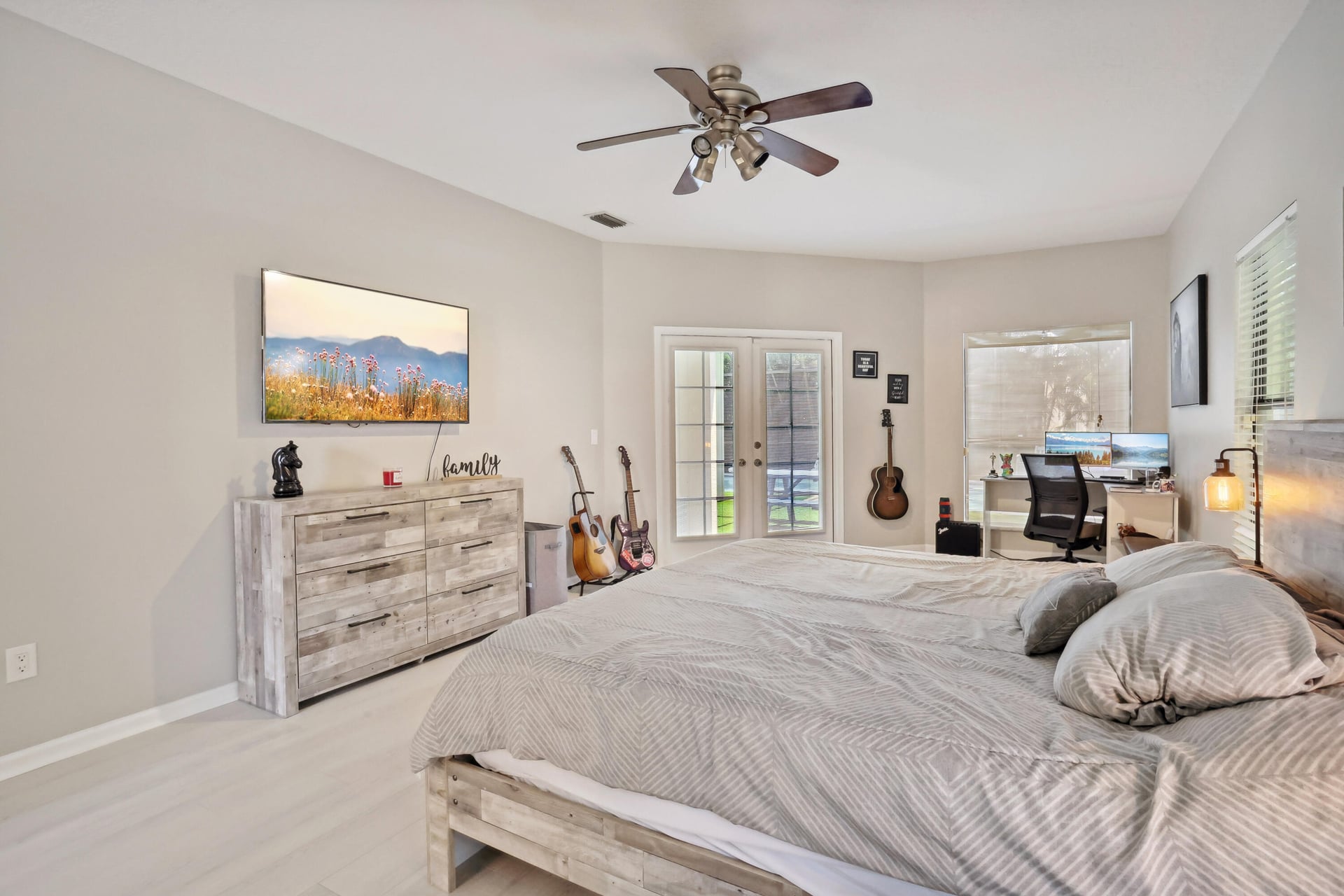 Residence photo 14