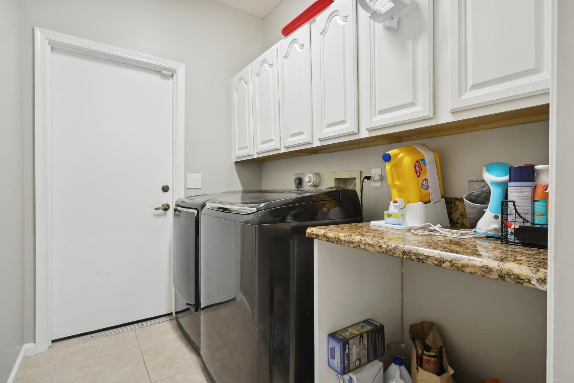 Residence photo 23