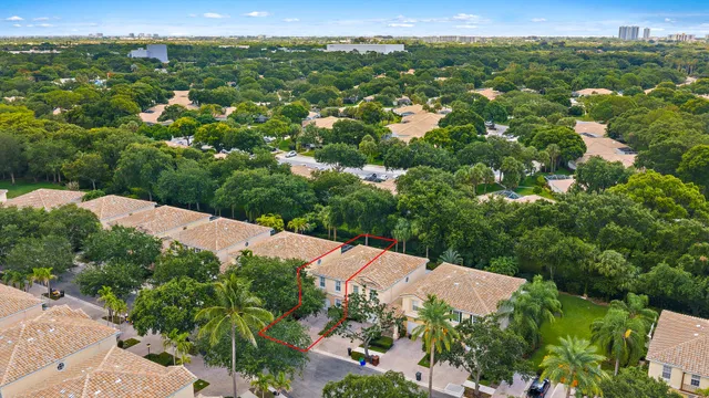 Residence photo 2