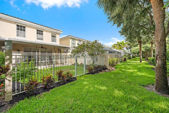 Residence photo 6