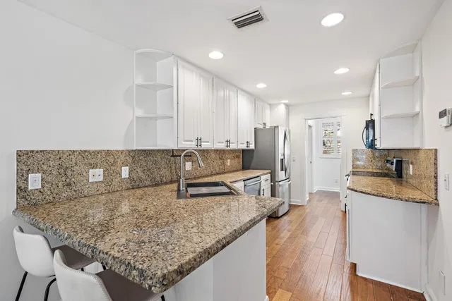 Residence photo 9