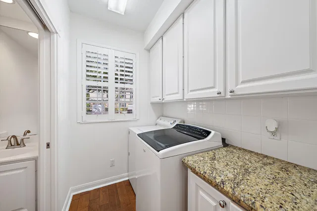 Residence photo 24