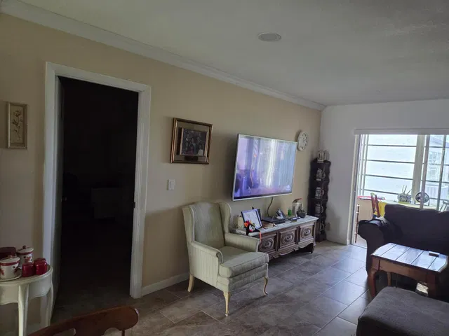  Unit 235 photo 7