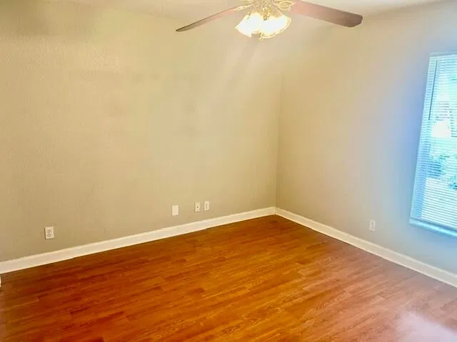 Residence photo 26