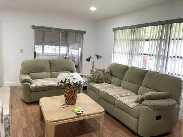 Unit A photo 13